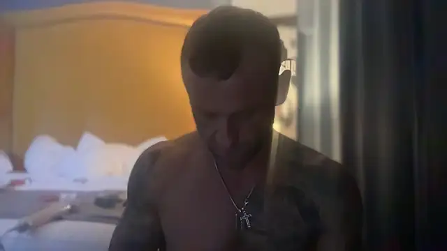 heavyhitta83 online show from 01.20.25