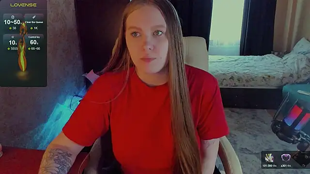 Snapshot of Alice_Dreamgirl_ chatting on 02.26.25 Alice Dreamgirl  online show from 02.26.25