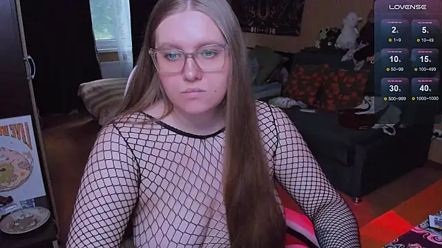 Alice Dreamgirl  online show from 06.24.26