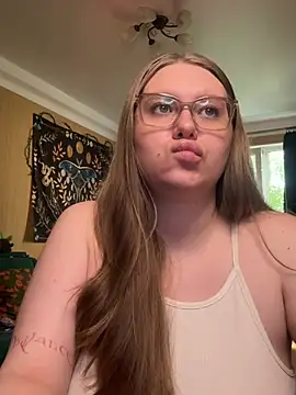 Alice Dreamgirl  online show from 08.06.26