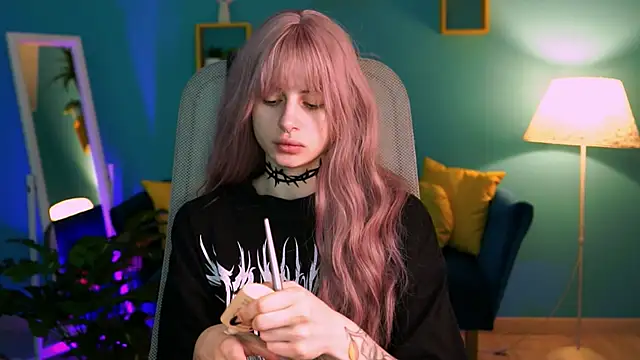 JadeCastle  online show from 03.18.25