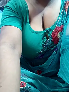 Snapshot of Hot-Manshi2 chatting on 10.25.25 Hot-Manshi2 online show from 10.25.25