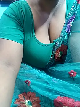 Snapshot of Hot-Manshi2 chatting on 10.30.25 Hot-Manshi2 online show from 10.30.25