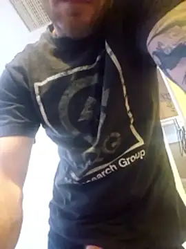 Huntzg23 online show from 03.04.26