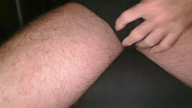 Snapshot of cs1512 chatting on 09.09.25 cs1512 online show from 09.09.25