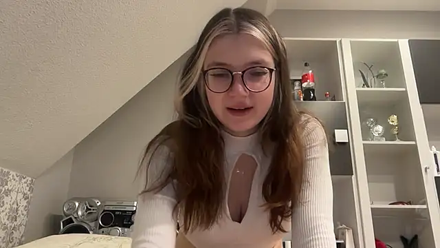 Snapshot of NikaCyberslut chatting on 01.01.25 NikaCyberslut online show from 01.01.25