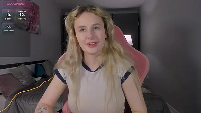 Snapshot of Molly_Toads chatting on 01.21.25 Molly Toads online show from 01.21.25