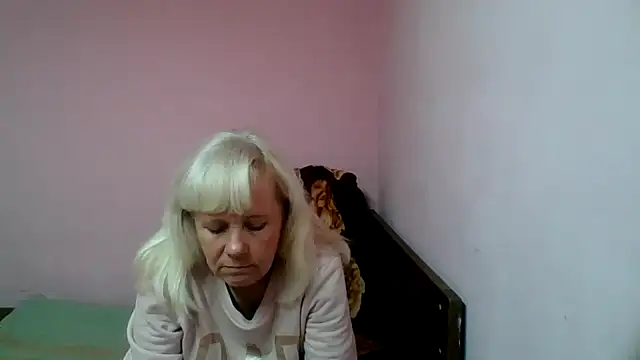 sakura blonde online show from 02.17.25