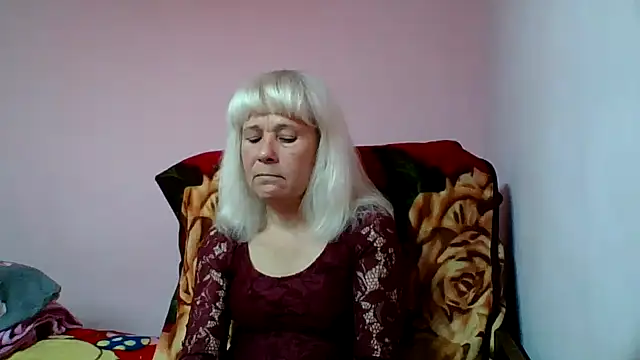 sakura blonde online show from 11.28.25