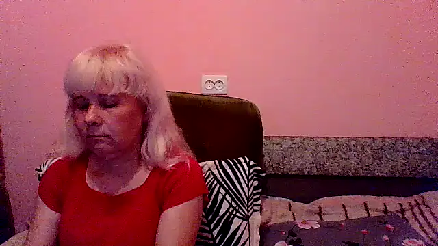 sakura blonde online show from 04.20.26