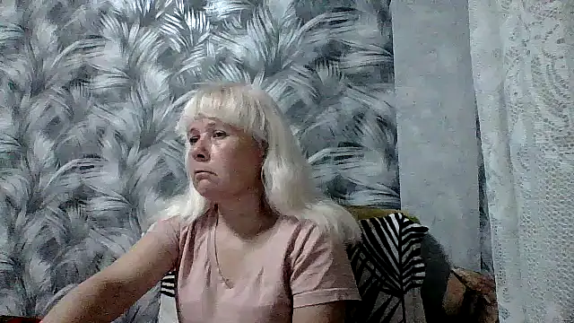 sakura blonde online show from 04.25.26