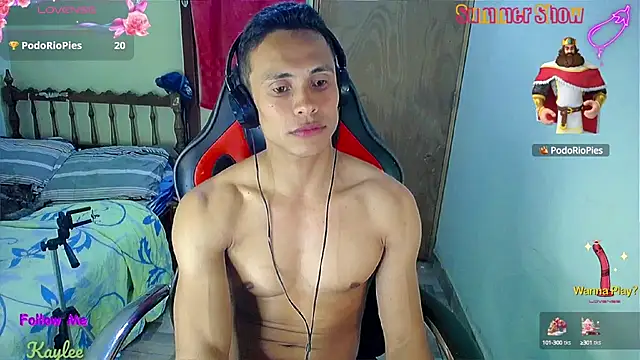 Snapshot of Willy_Mate chatting on 01.28.25 Willy Mate online show from 01.28.25