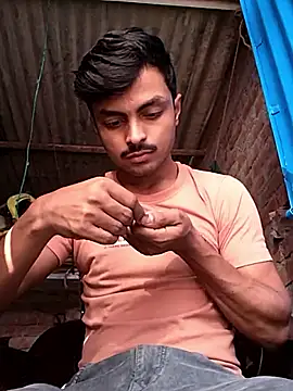 Snapshot of Suraj223kumar chatting on 11.09.25 Suraj223kumar online show from 11.09.25