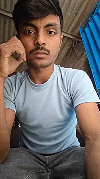 Snapshot of Suraj223kumar chatting on 11.10.25 Suraj223kumar online show from 11.10.25