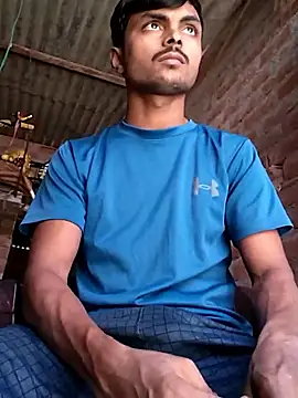 Snapshot of Suraj223kumar chatting on 11.11.25 Suraj223kumar online show from 11.11.25