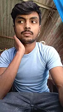 Snapshot of Suraj223kumar chatting on 11.21.25 Suraj223kumar online show from 11.21.25