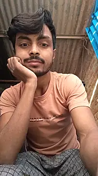 Snapshot of Suraj223kumar chatting on 11.30.25 Suraj223kumar online show from 11.30.25