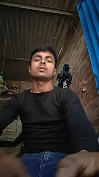 Snapshot of Suraj223kumar chatting on 12.01.25 Suraj223kumar online show from 12.01.25