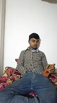 Snapshot of Suraj223kumar chatting on 12.04.25 Suraj223kumar online show from 12.04.25