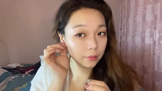 Z30966903S online show from 02.12.25