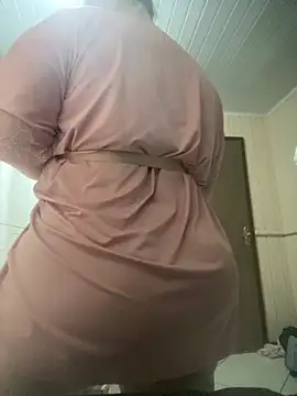 pAuLa - online show from 02.18.25