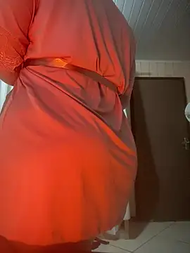 pAuLa - online show from 02.21.25