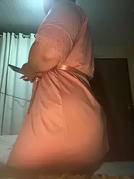 pAuLa - online show from 02.21.25