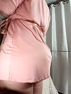 pAuLa - online show from 02.25.25