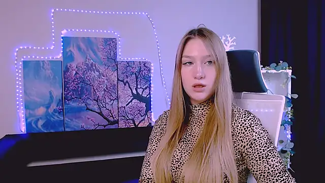 playful sophie online show from 02.21.25