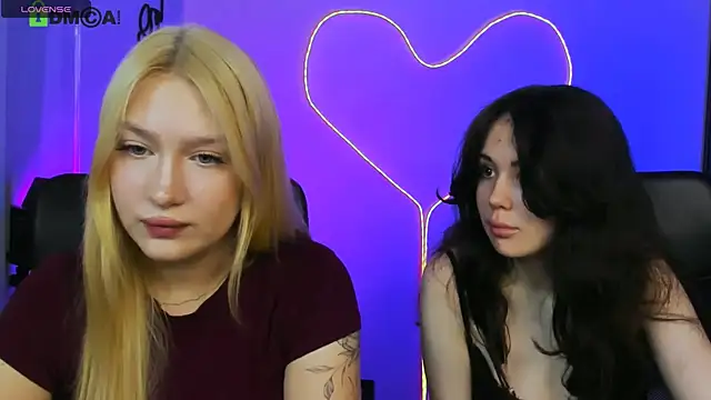 Snapshot of playful_sophie chatting on 07.28.26 playful sophie online show from 07.28.26