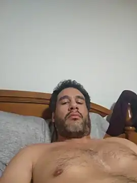 Snapshot of PNPdad6969 chatting on 01.02.25 PNPdad6969 online show from 01.02.25