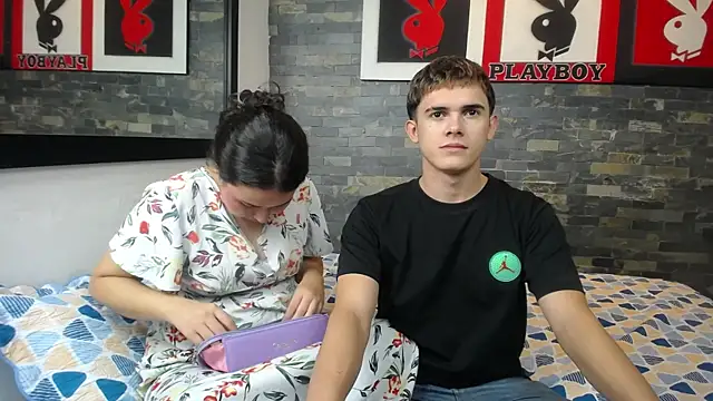 Snapshot of Gurvinder_1 chatting on 03.18.25 Gurvinder 1 online show from 03.18.25