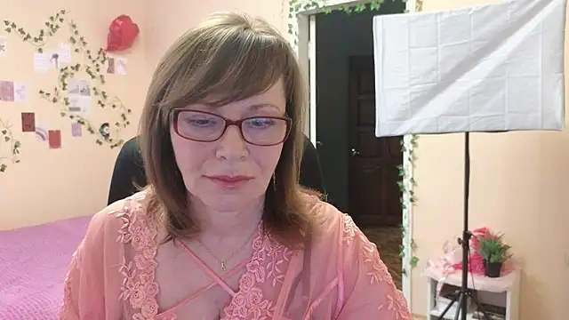 Snapshot of Miss_Moren chatting on 03.18.26 Miss Moren online show from 03.18.26