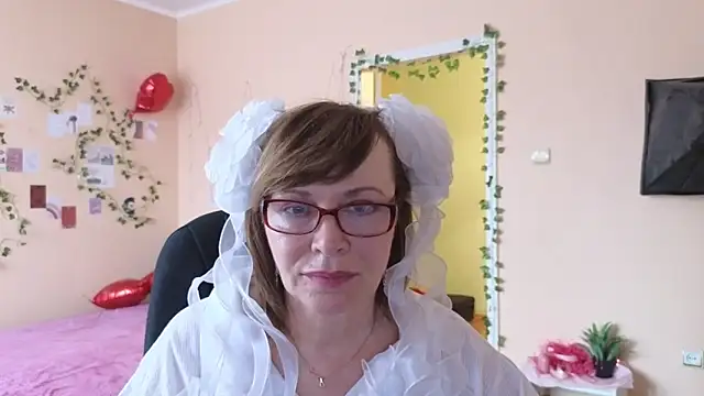 Snapshot of Miss_Moren chatting on 04.02.26 Miss Moren online show from 04.02.26