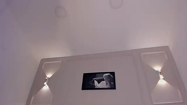 anniemartinezz online show from 02.12.25