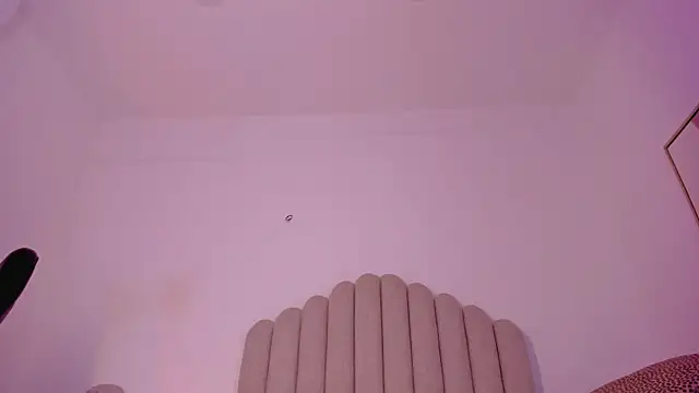 anniemartinezz online show from 03.04.25