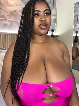 AinaraJimenez online show from 12.16.25