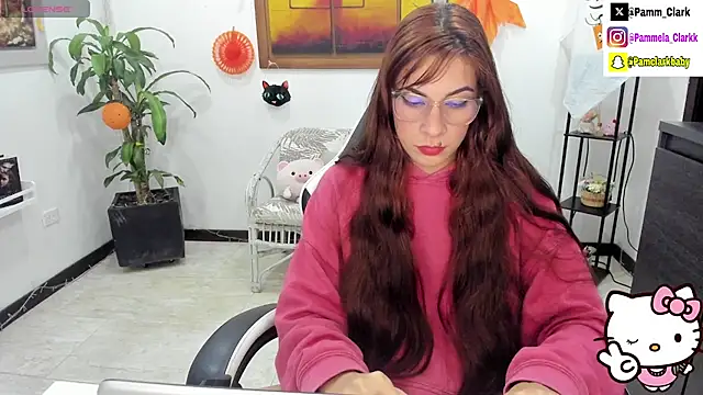 Snapshot of Pammela_Clarkk chatting on 10.10.25 Pammela Clarkk online show from 10.10.25