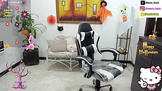 Snapshot of Pammela_Clarkk chatting on 10.21.25 Pammela Clarkk online show from 10.21.25