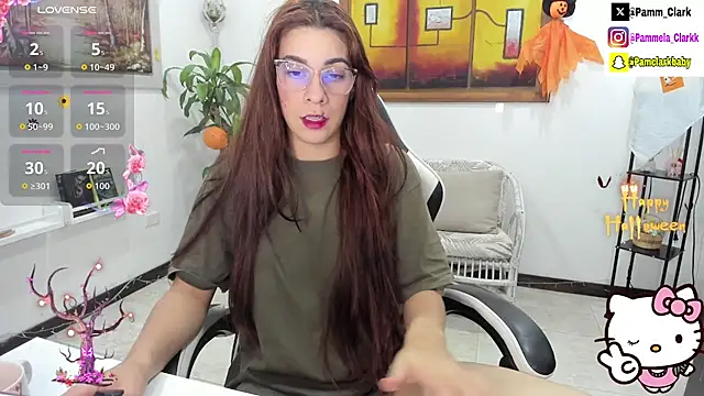 Snapshot of Pammela_Clarkk chatting on 10.28.25 Pammela Clarkk online show from 10.28.25