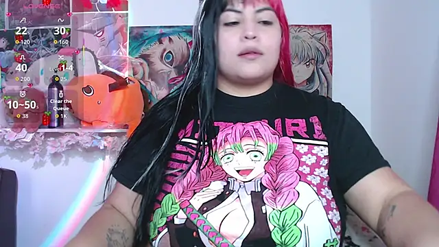 Snapshot of Pinky-Flower chatting on 11.13.25 Pinky-Flower online show from 11.13.25