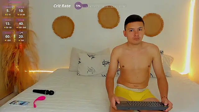 TifannyRossiii online show from 05.22.26