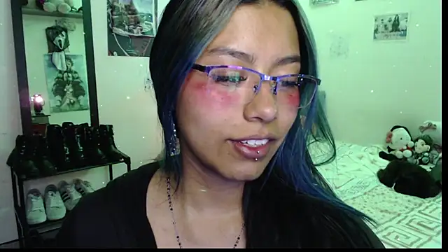 Snapshot of Katta_ossa chatting on 09.13.25 Katta ossa online show from 09.13.25