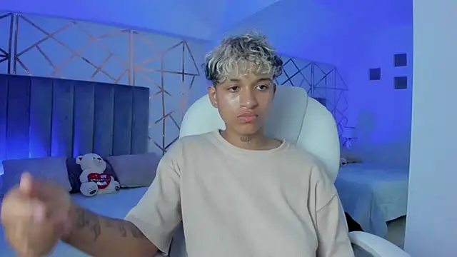 Dominick jones online show from 01.09.25