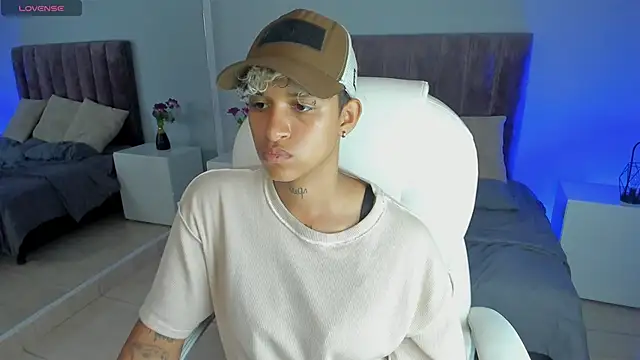 Dominick jones online show from 01.24.25