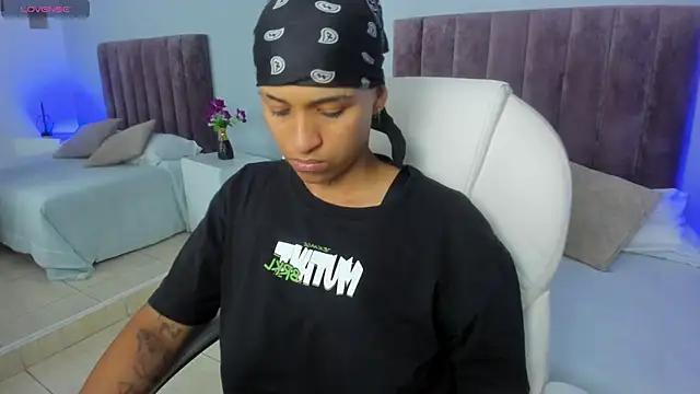 Dominick jones online show from 02.10.25