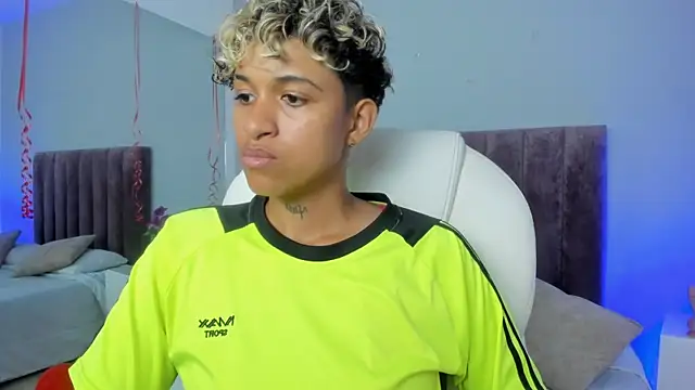 Dominick jones online show from 02.17.25