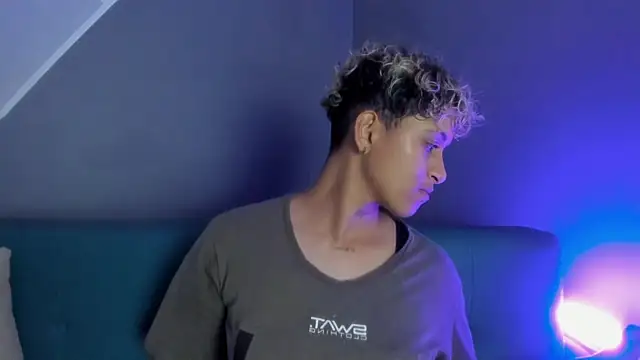 Dominick jones online show from 02.28.25