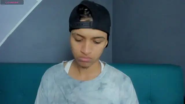 Dominick jones online show from 03.11.25