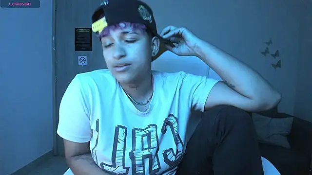 Dominick jones online show from 09.26.25